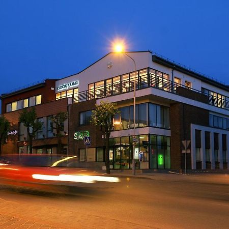 Hotel Sinchronas Тельшяй Экстерьер фото